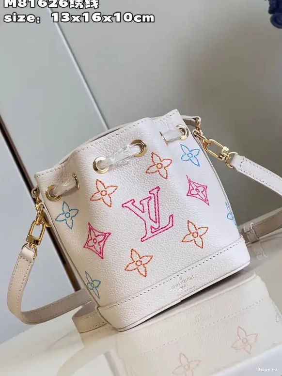 NANO LOUIS NOÉ VUITTON 0523